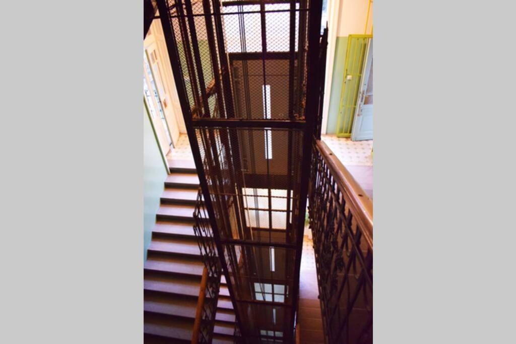 Cosy Apartment Just Next To Parliament Budapest Esterno foto